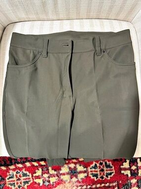 Lululemon ABC Slim-Fit 5-Pocket Pant Green Athletic Pants Like New